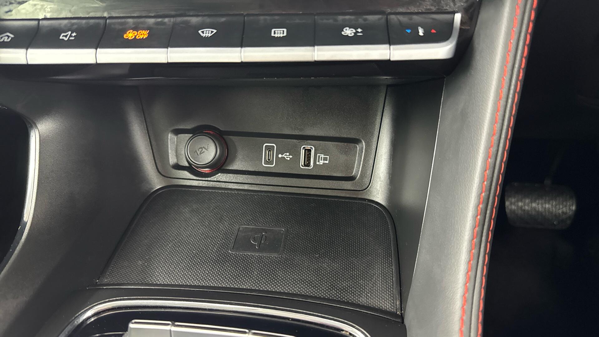 MG ZS view 34