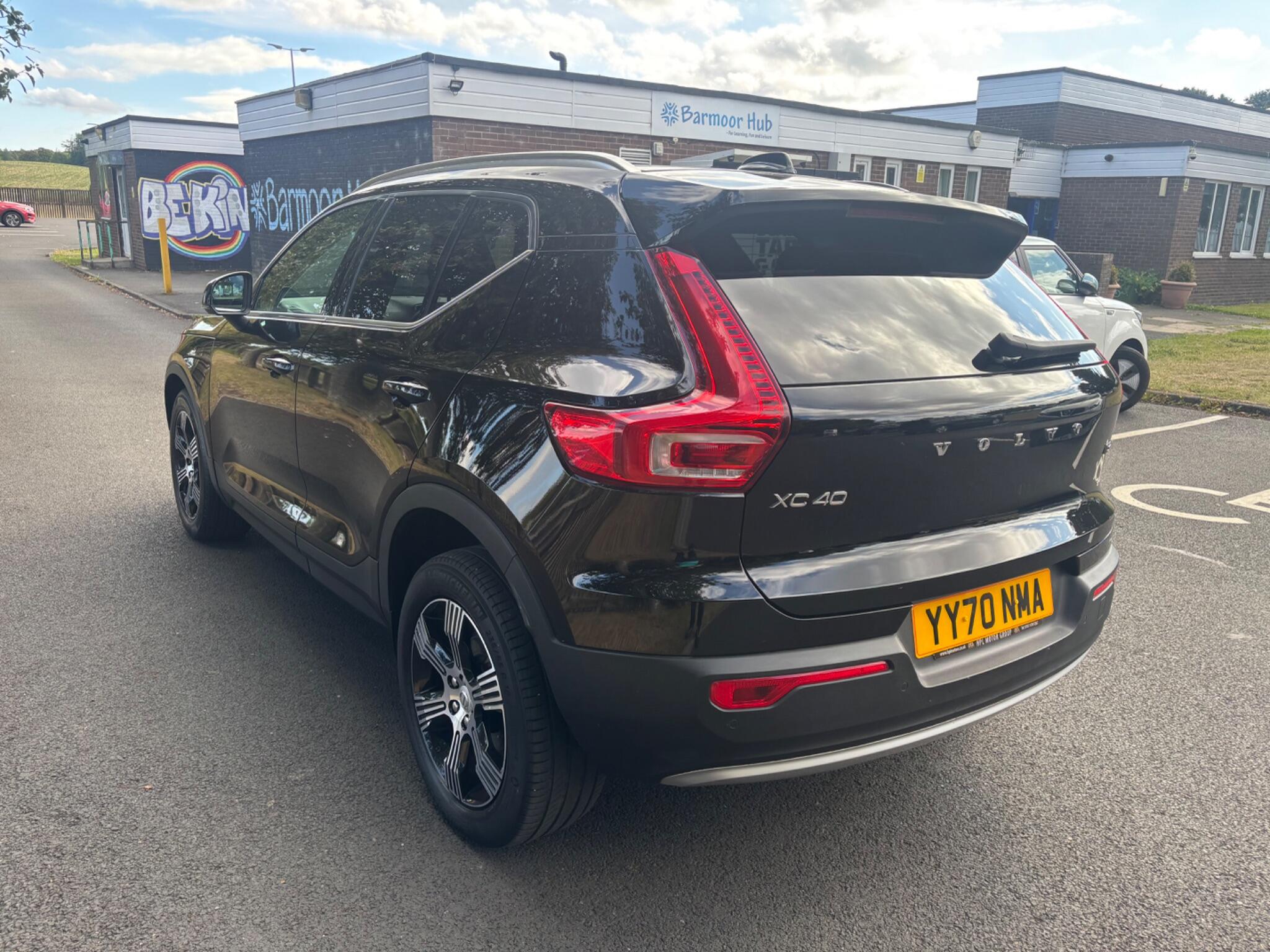 Volvo XC40 view 7