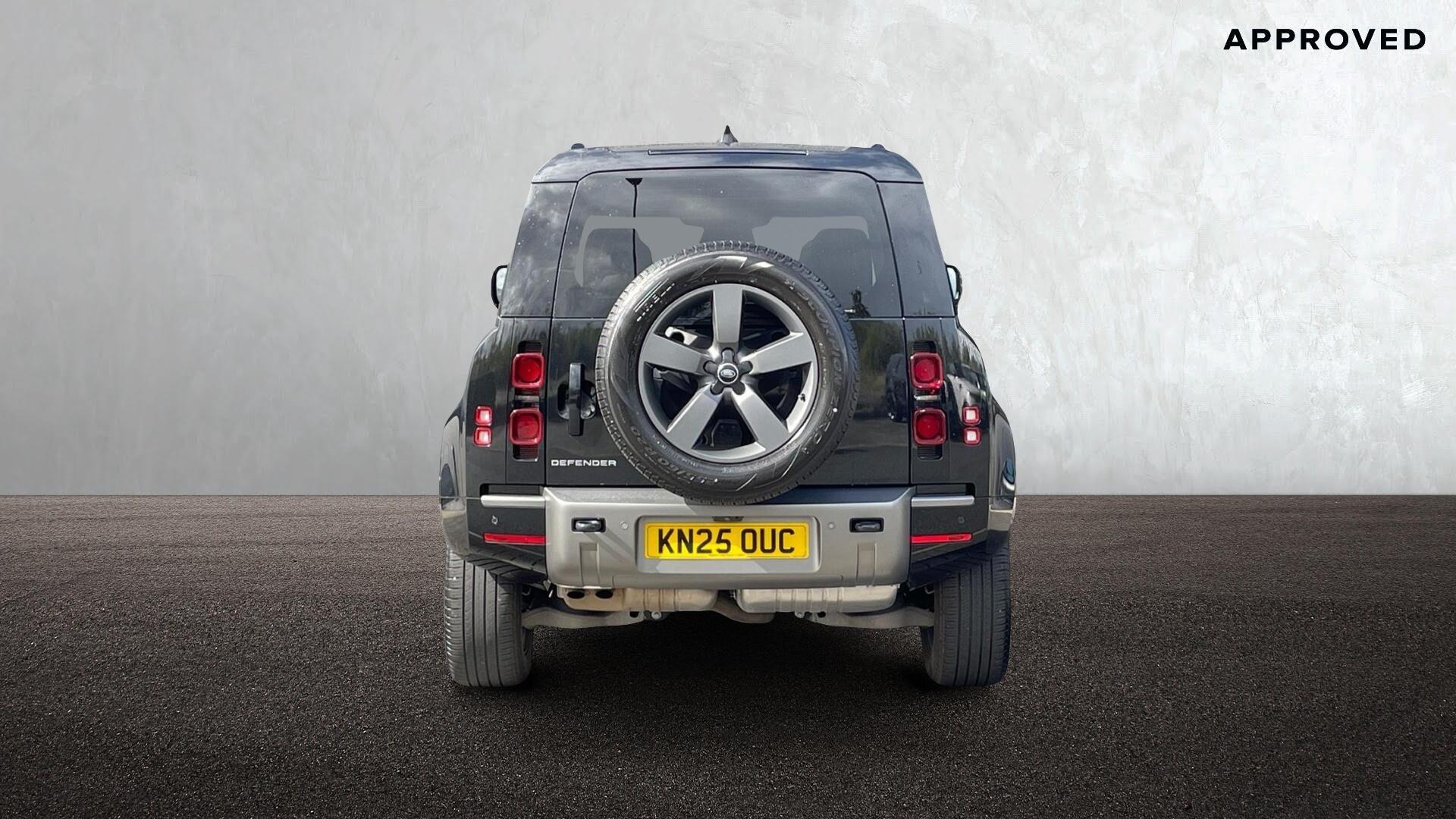 Land Rover Defender view 6
