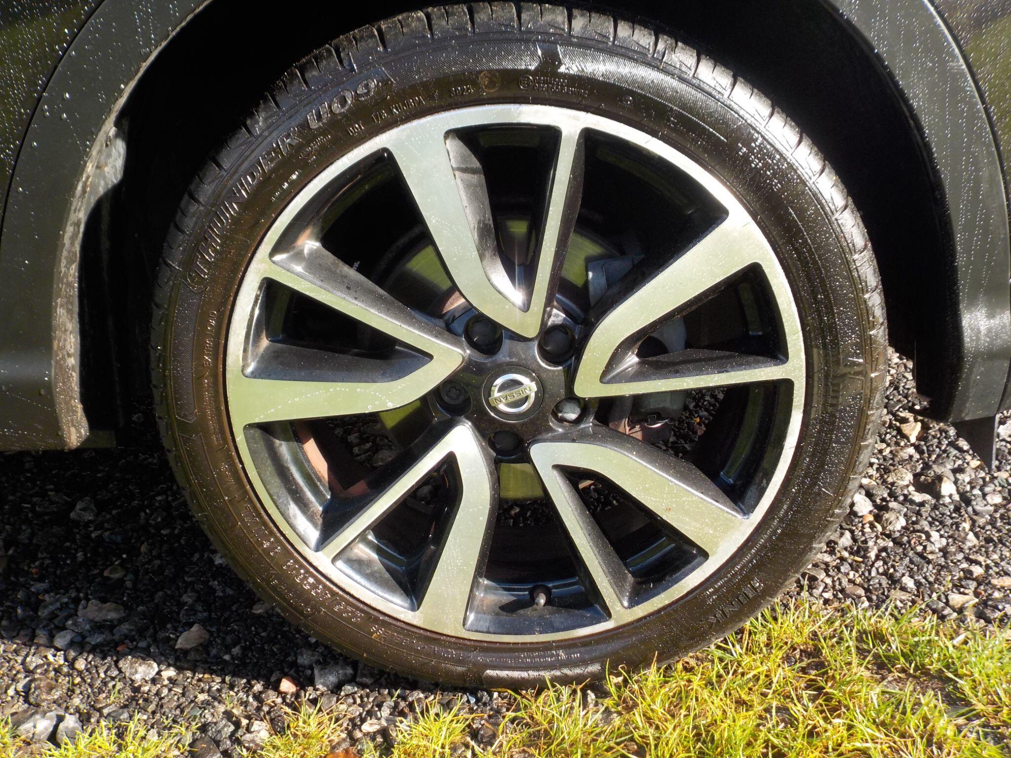 Nissan Qashqai 1.5 dCi Tekna 2WD Euro 6 (s/s) 5dr