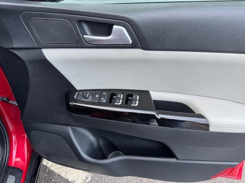 Kia Sportage view 44
