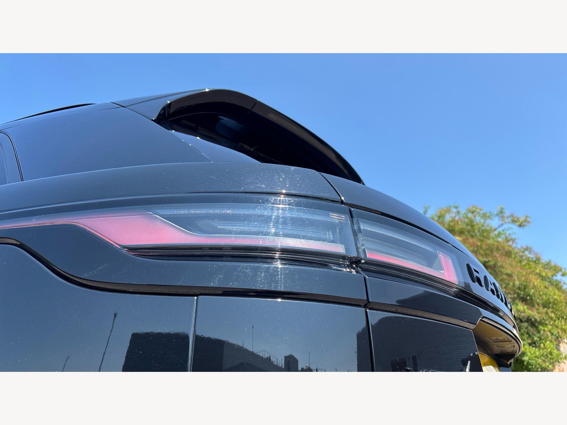 Land Rover Range Rover Velar view 23