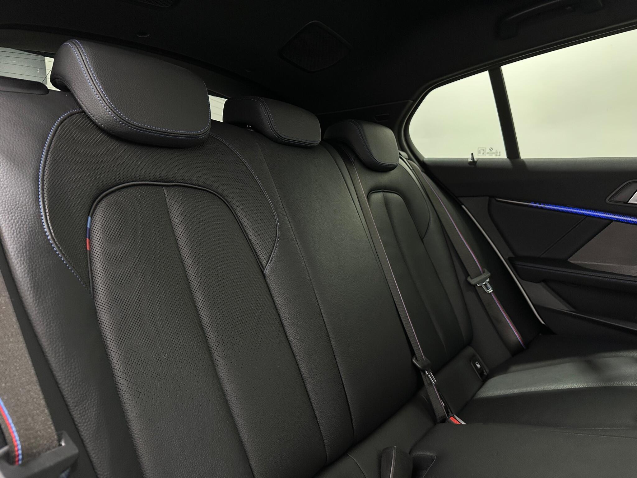 BMW 1 Series view 45