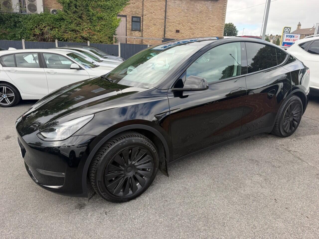 Tesla Model Y view 6