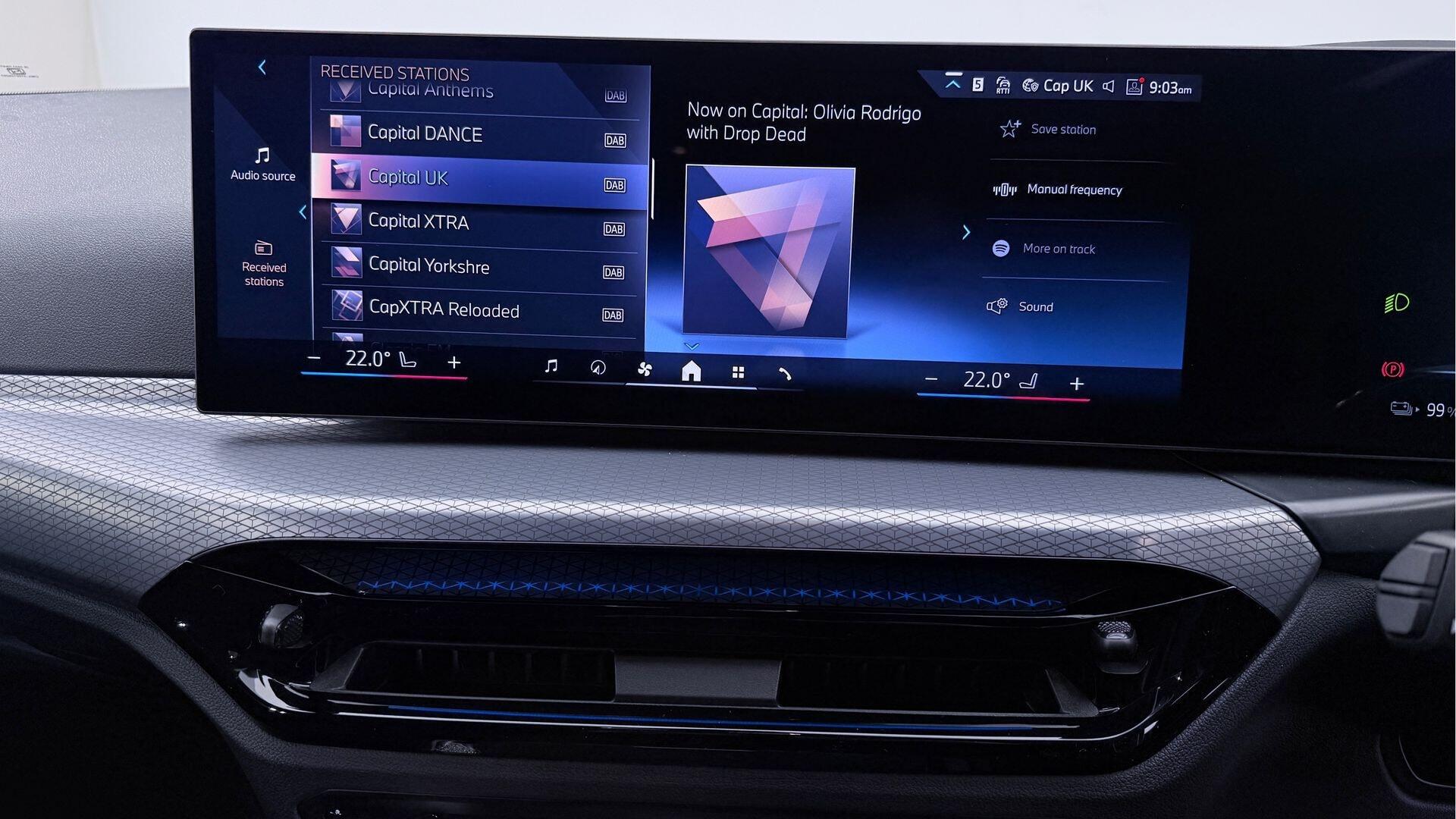BMW i4 view 8