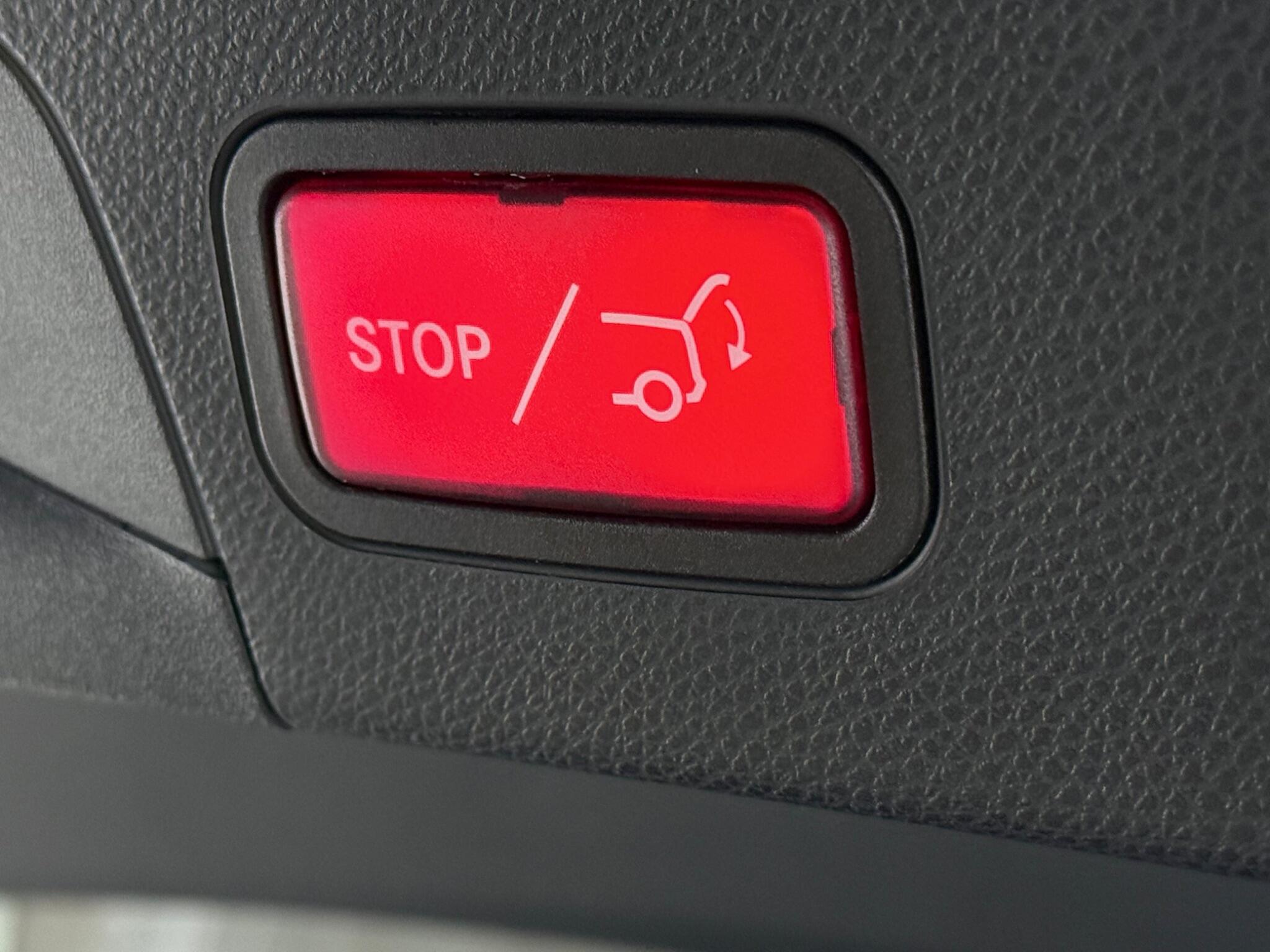 Mercedes-Benz GLC view 11