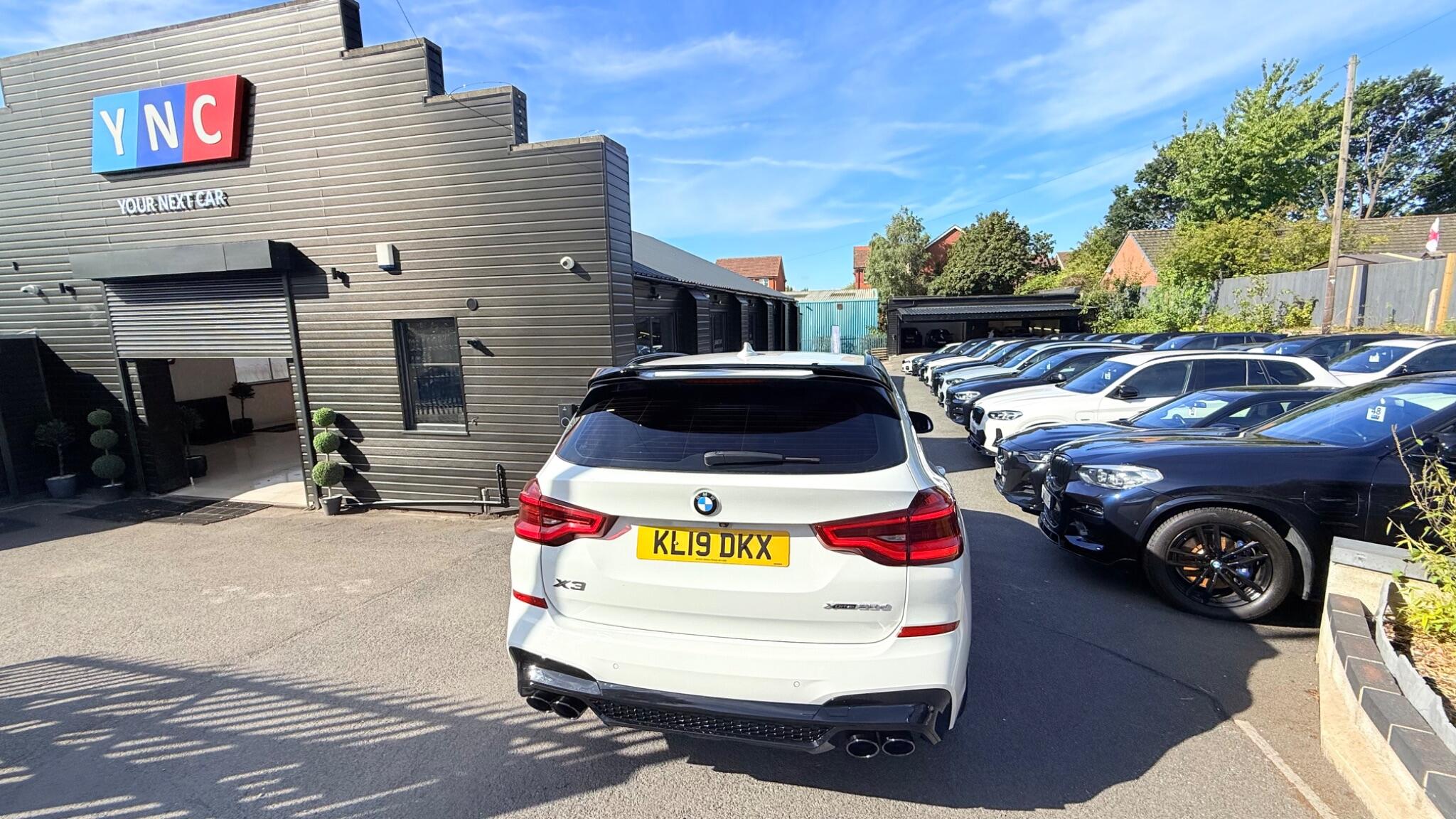 BMW X3 view 2