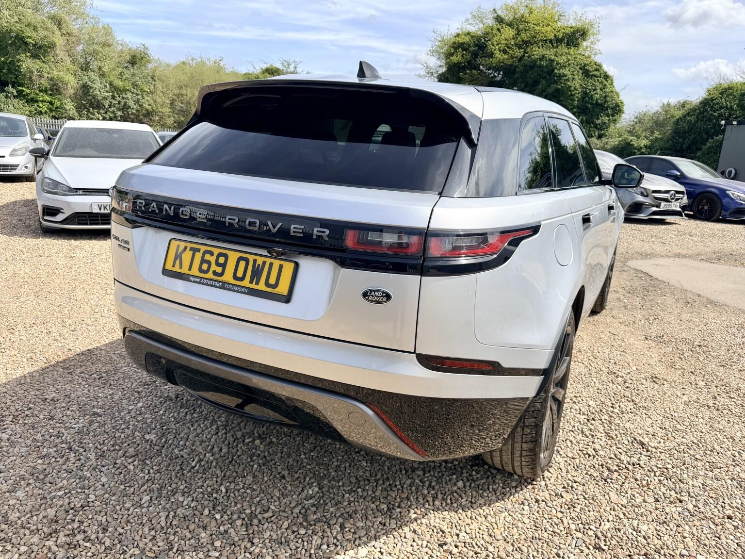 Land Rover Range Rover Velar view 4