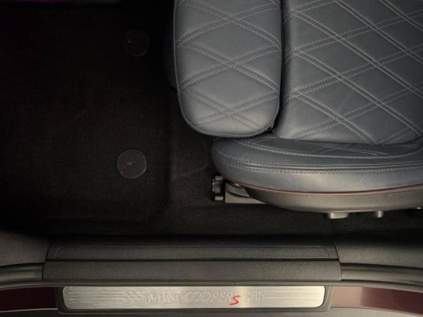 Mini Clubman view 78