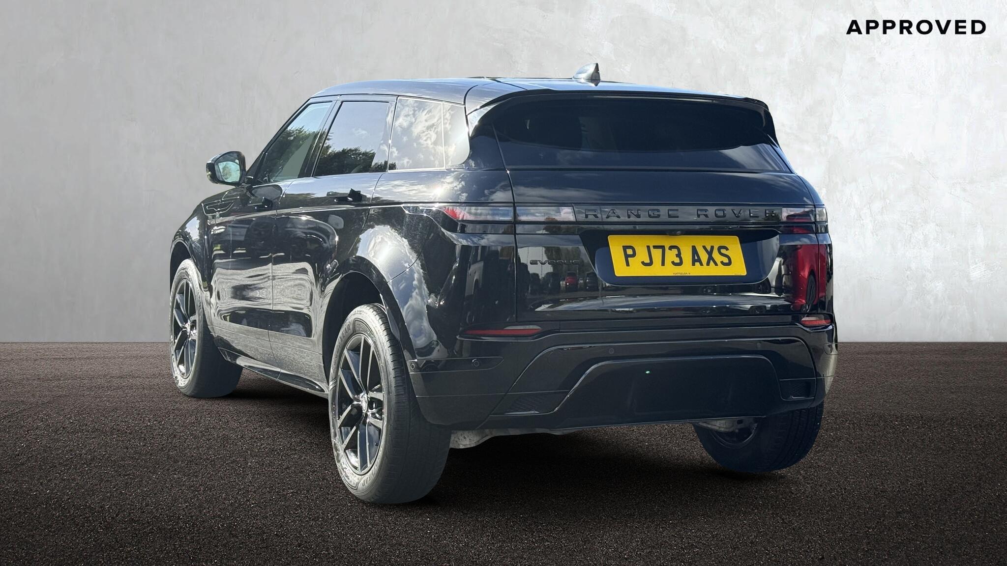 Land Rover Range Rover Evoque view 2