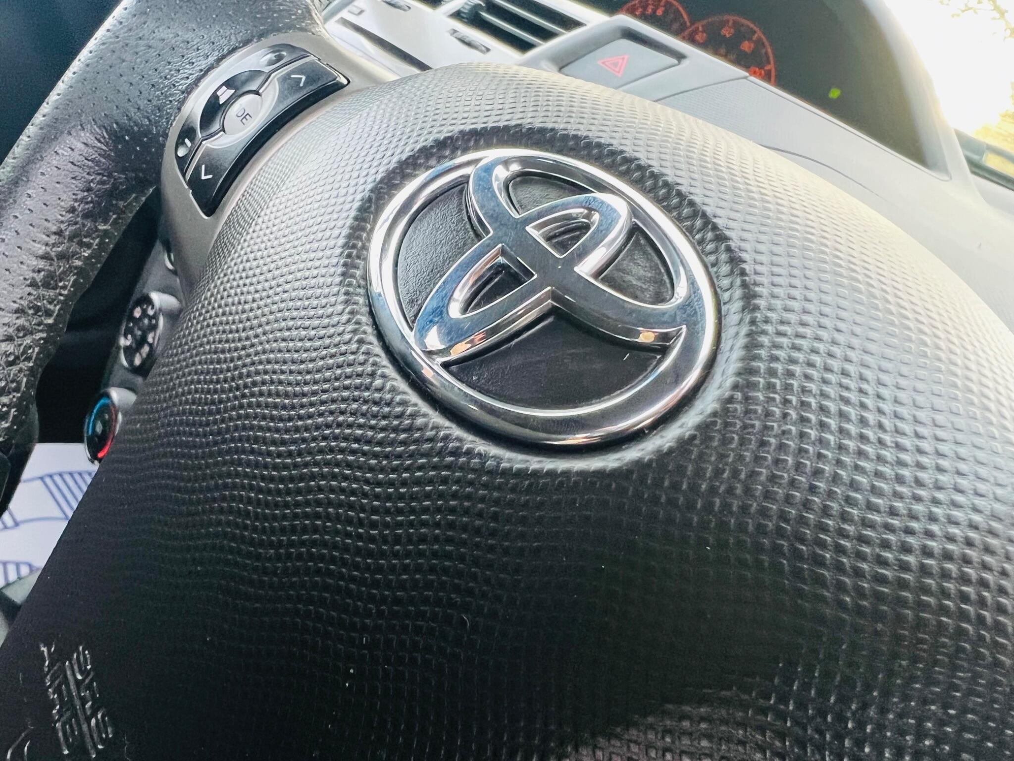 2010 Toyota Yaris 1.33 Dual VVT-i TR Euro 4 (s/s) 3dr • 91,593 miles image 38