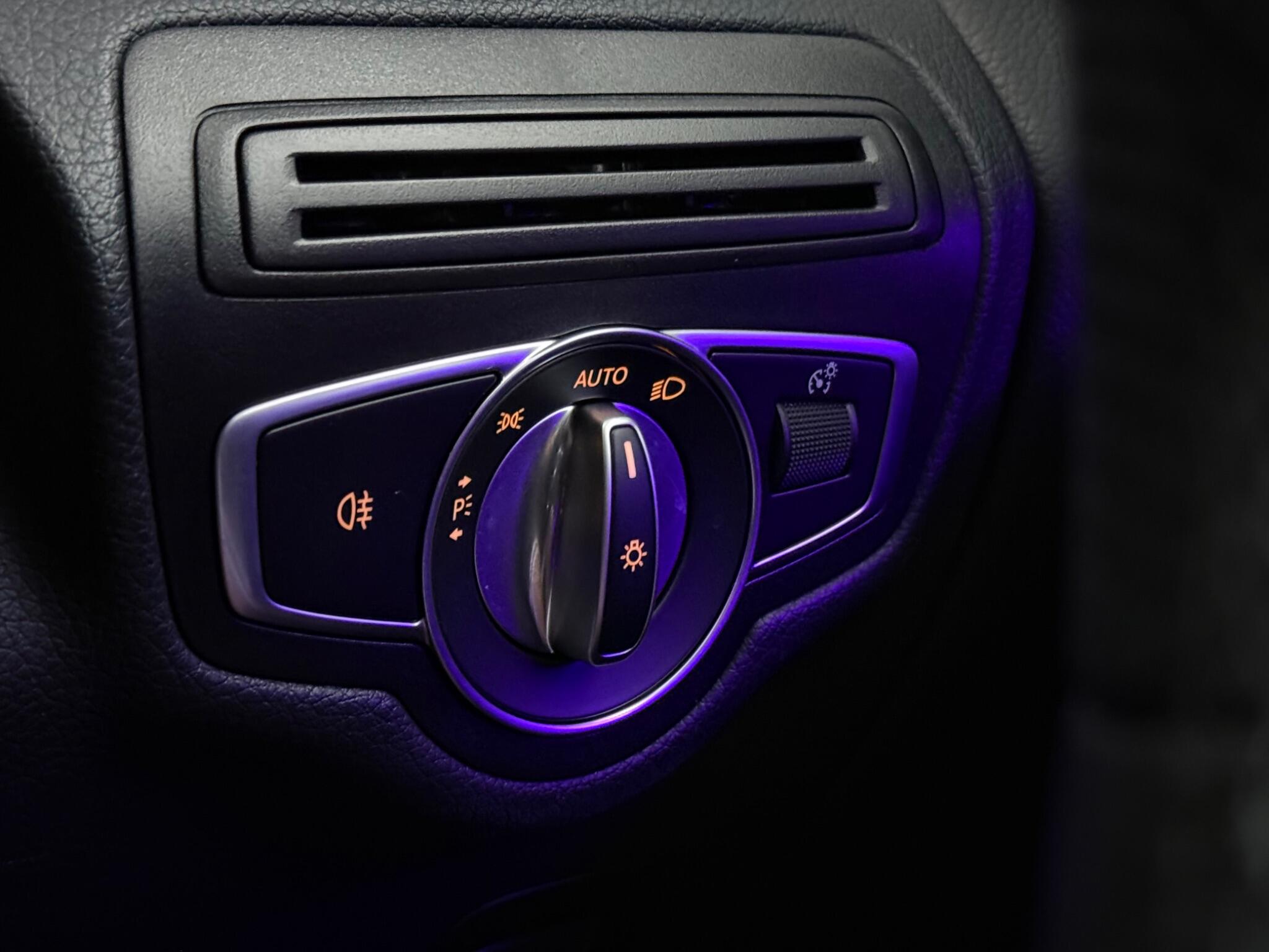 Mercedes-Benz GLC view 23