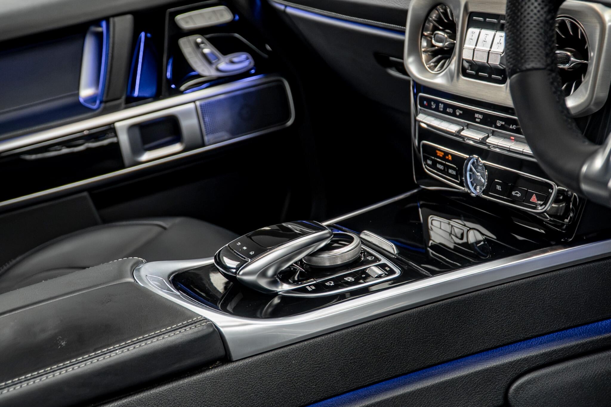 Mercedes-Benz G-Class view 34