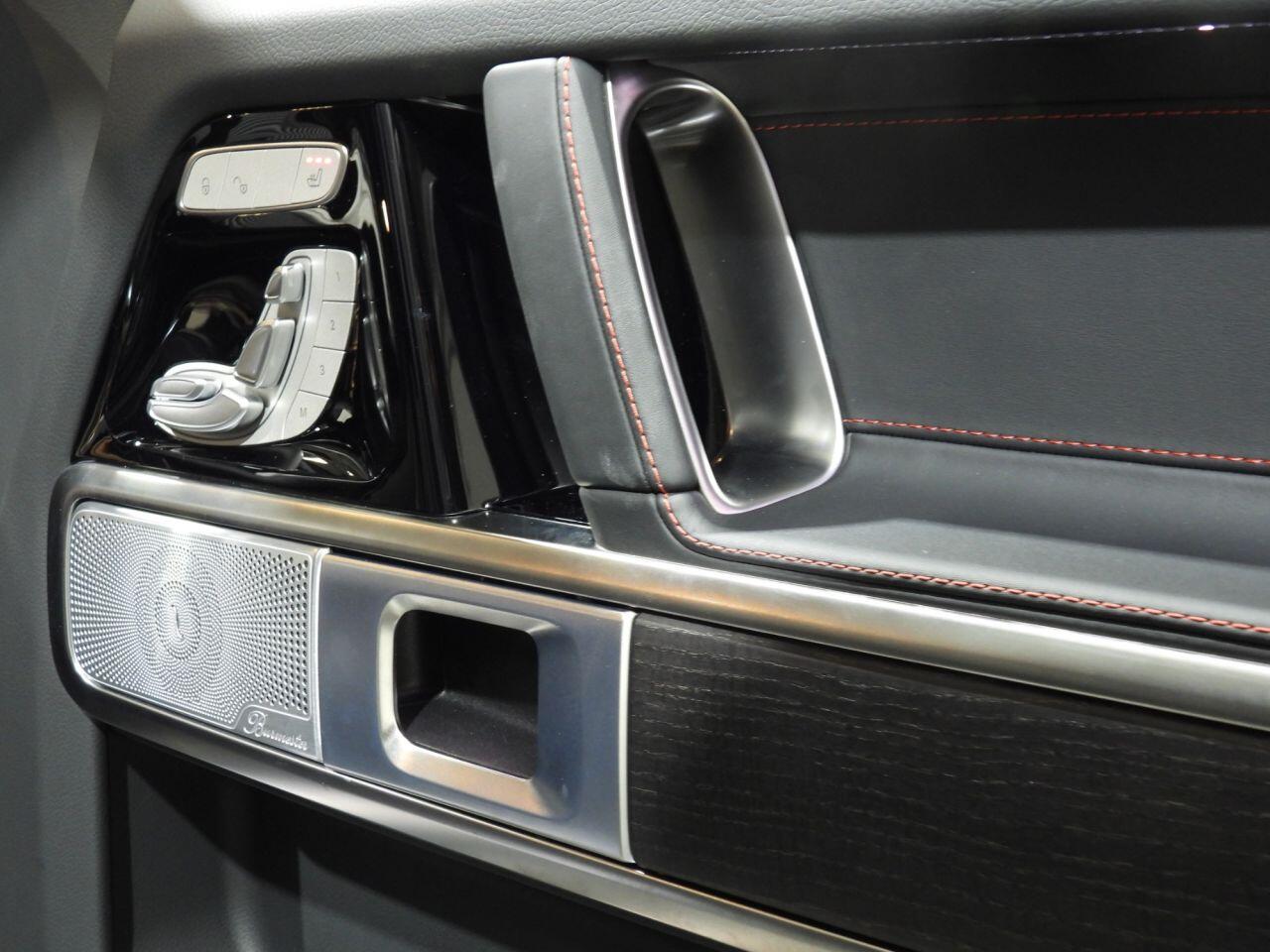 Mercedes-Benz G Class view 49