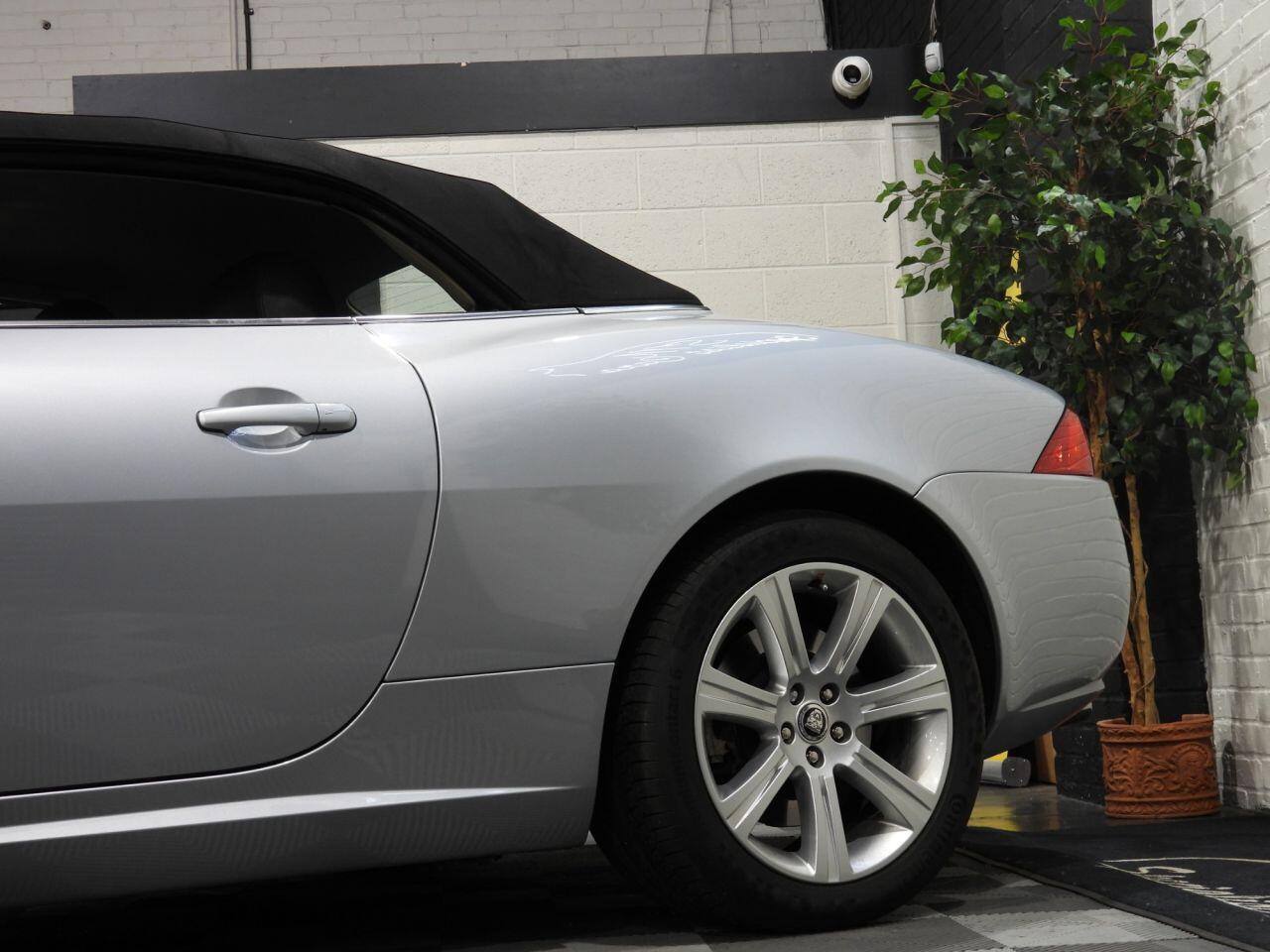 Jaguar XK view 40