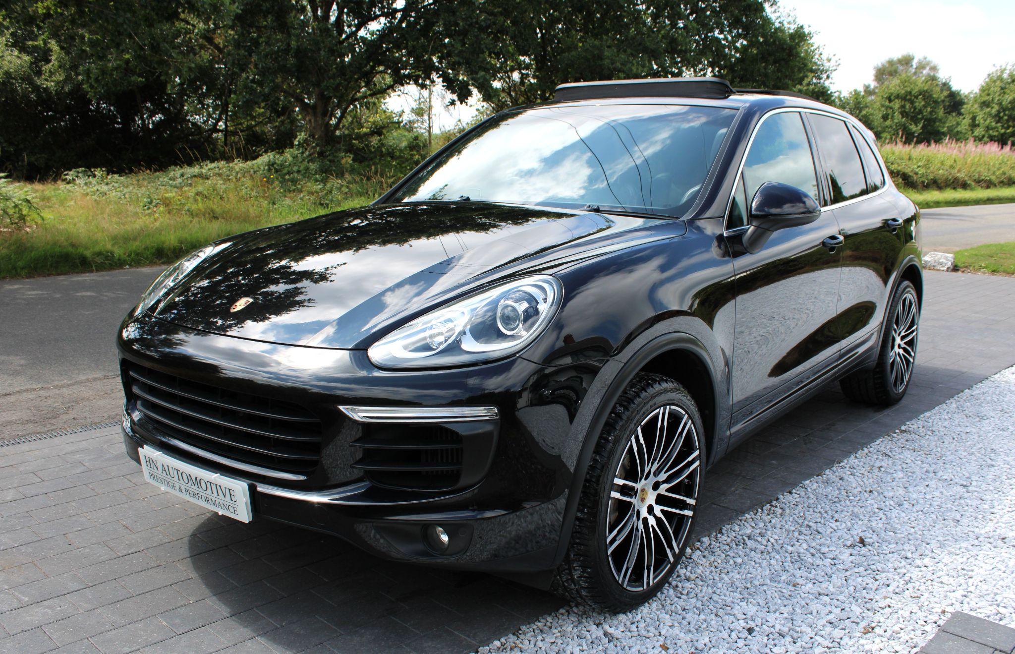 2016 Porsche Cayenne 4.2 TD V8 S TiptronicS 4WD Euro 6 (s/s) 5dr • 87,000 miles image 4