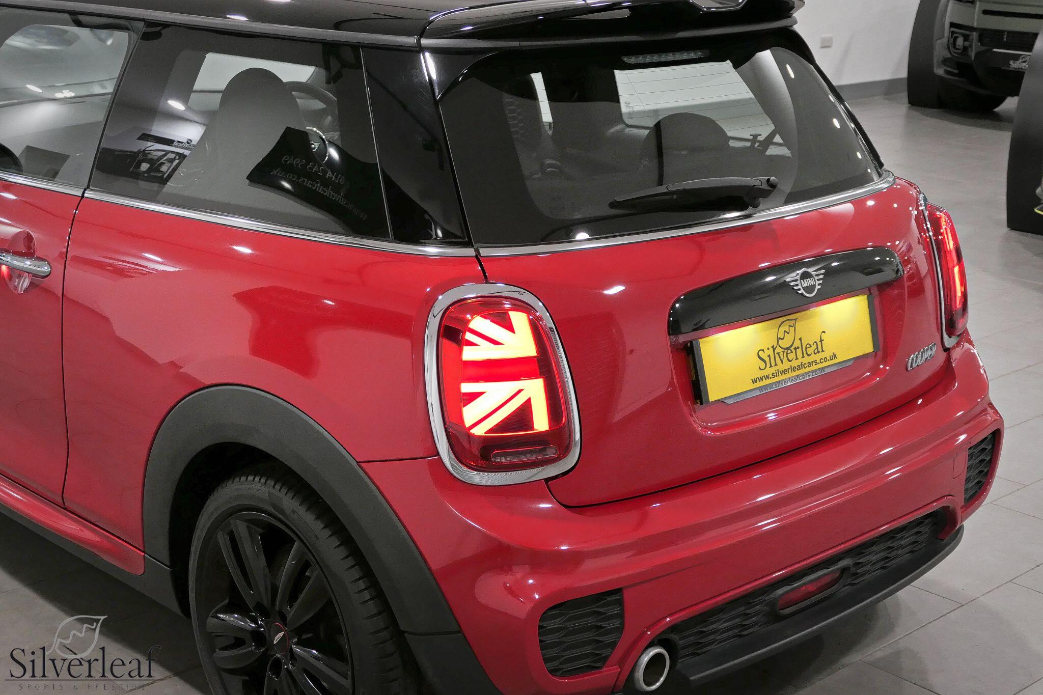 Mini Cooper view 31