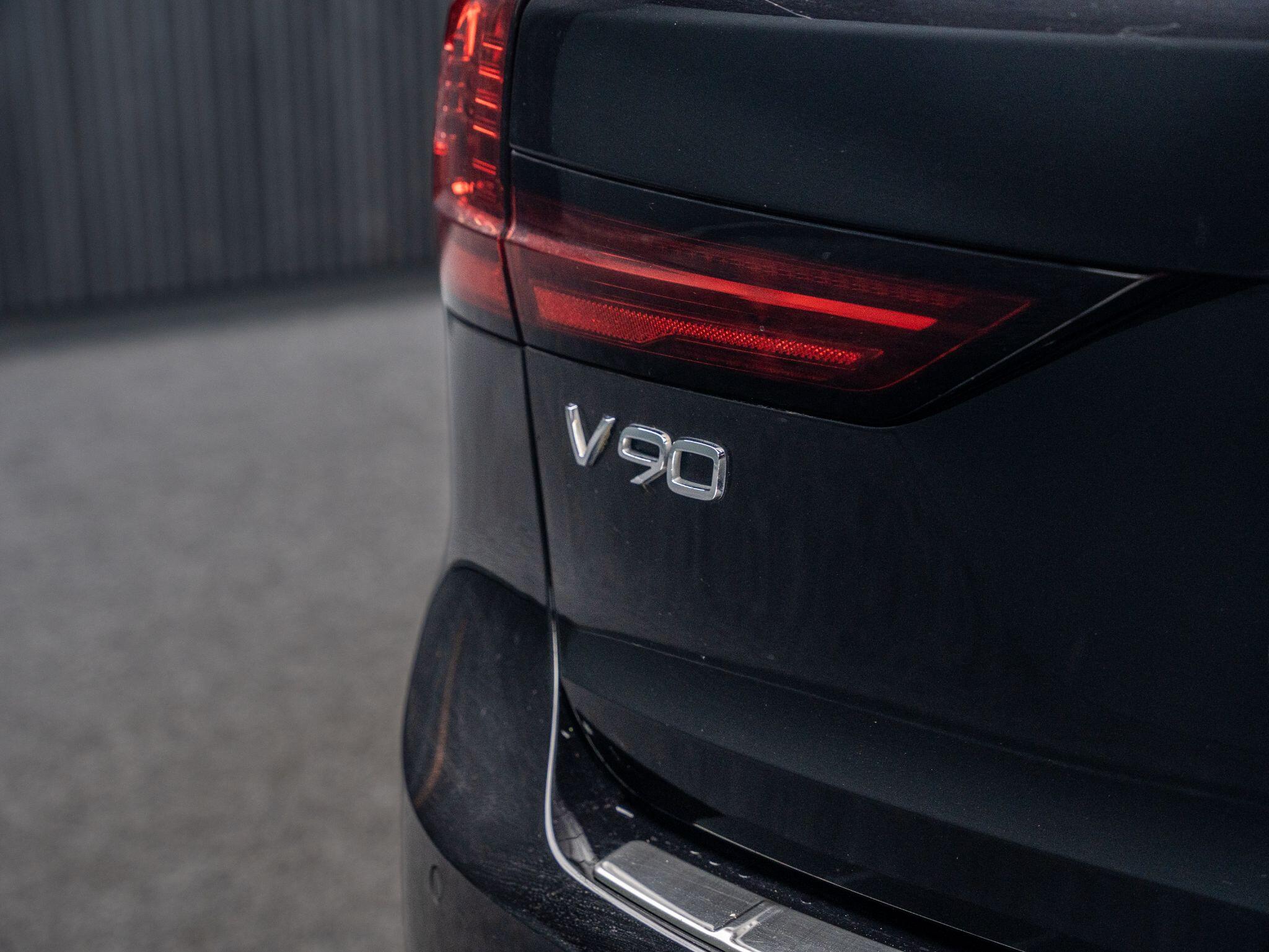 Volvo V90 view 32