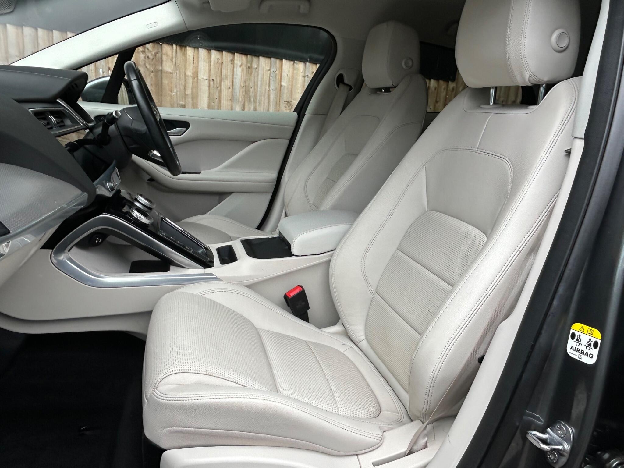 Jaguar I-Pace view 29
