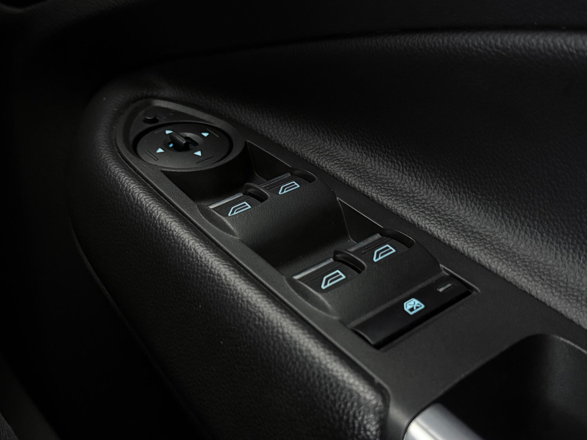 Ford Kuga view 17
