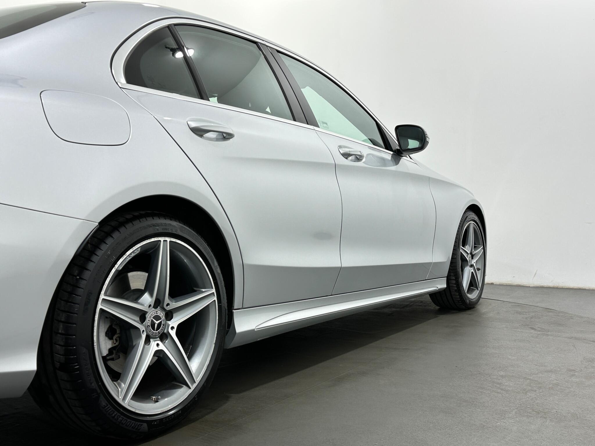 Mercedes-Benz C-Class view 50