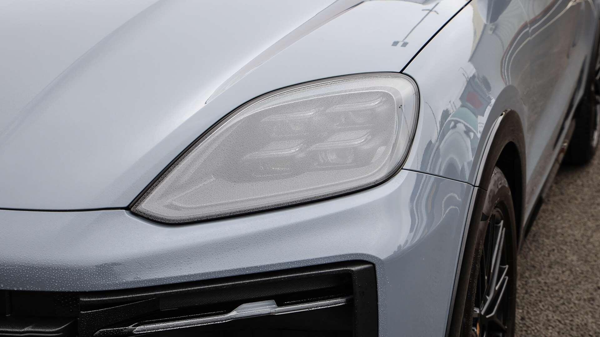 Porsche Cayenne view 28