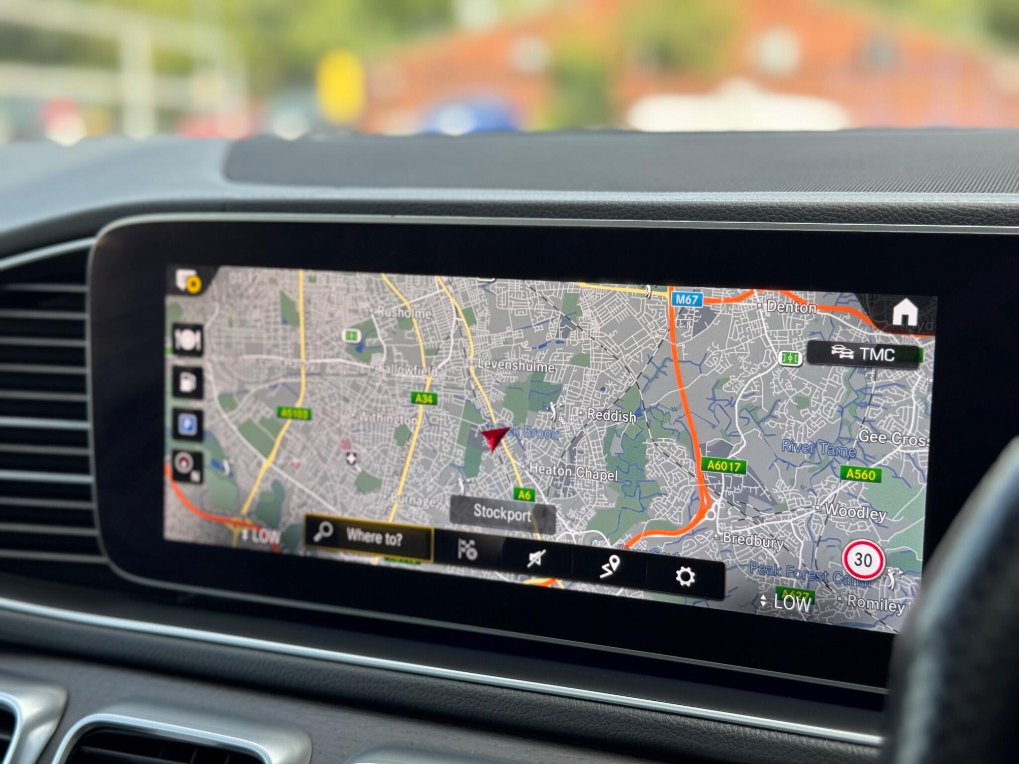 Mercedes-Benz Gle view 38