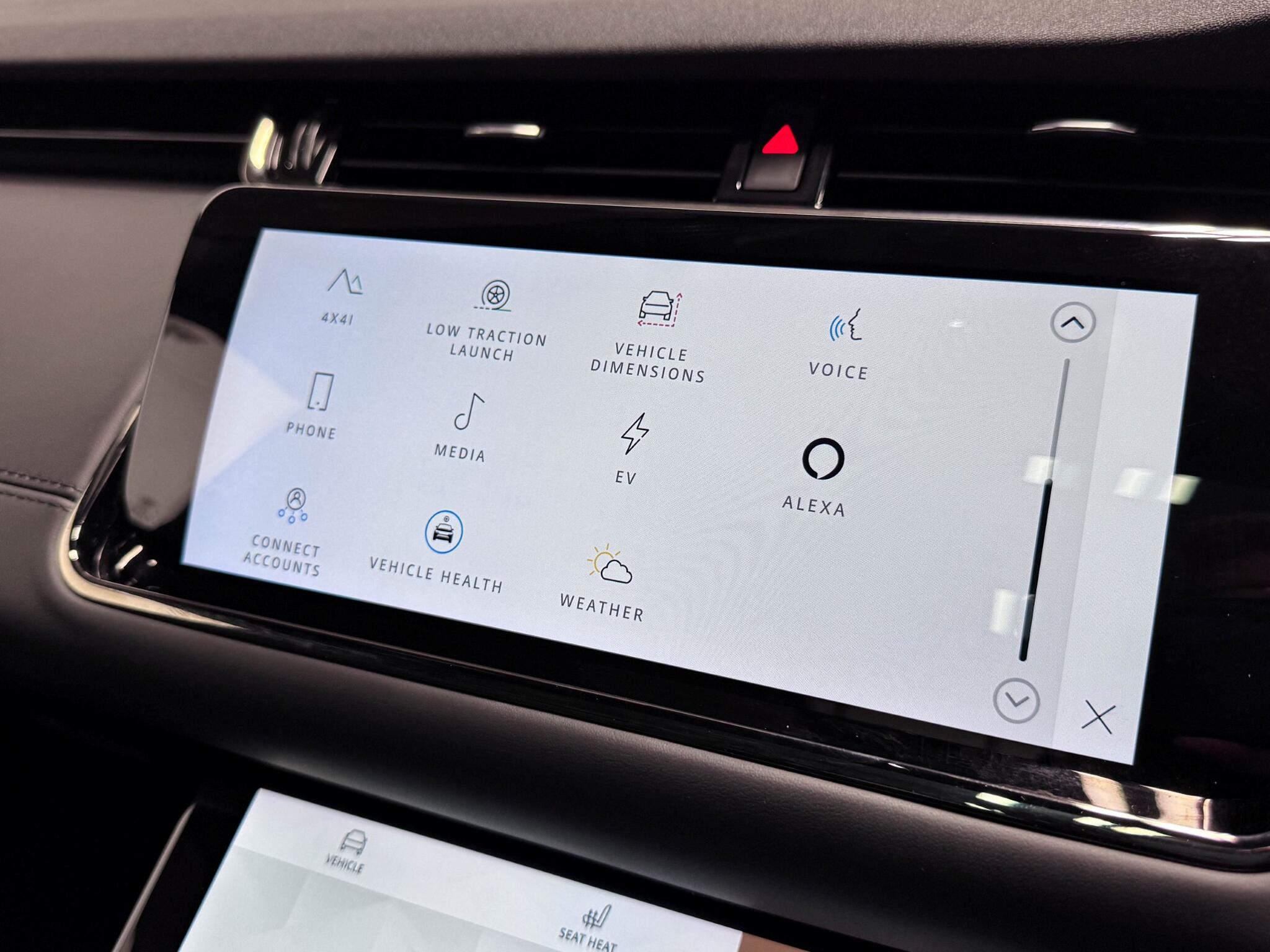 Land Rover Range Rover Evoque view 44