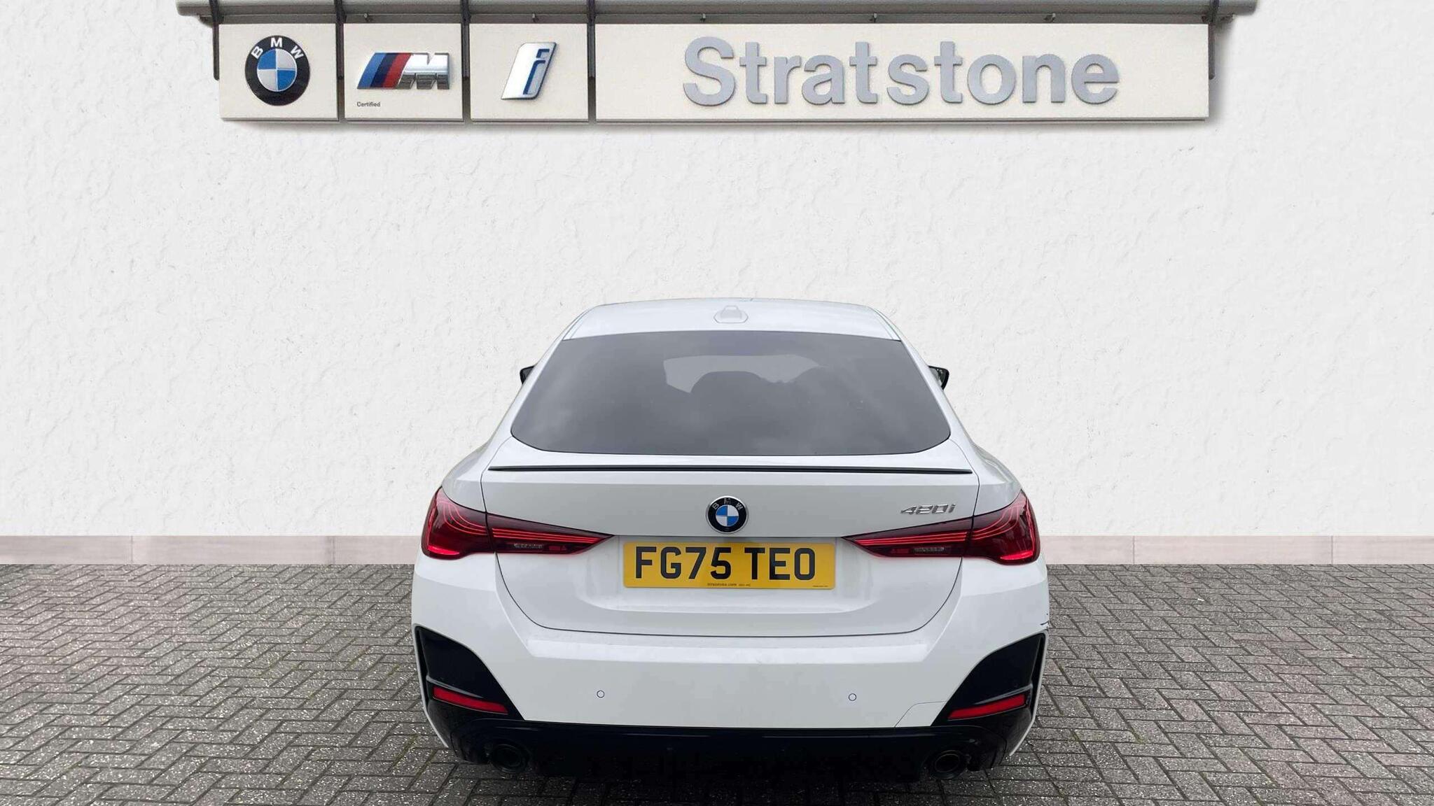 BMW 4 Series view 17