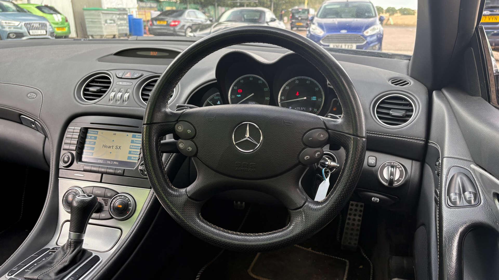 Mercedes-Benz SL view 19