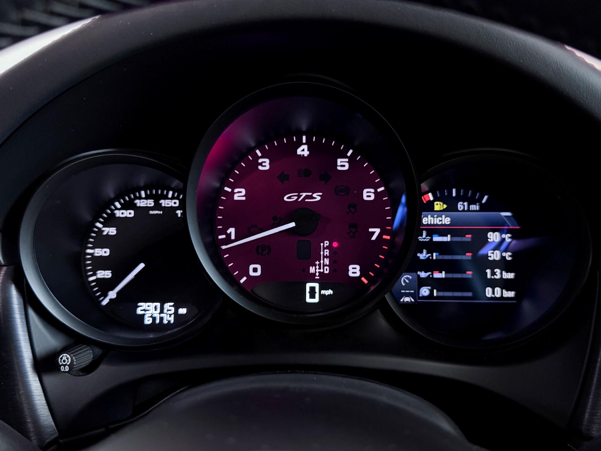 Porsche Macan view 40