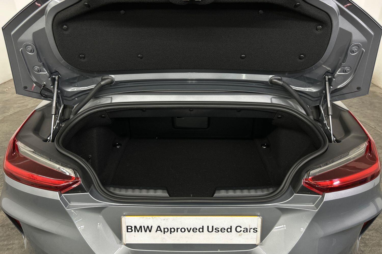 BMW Z4 view 14