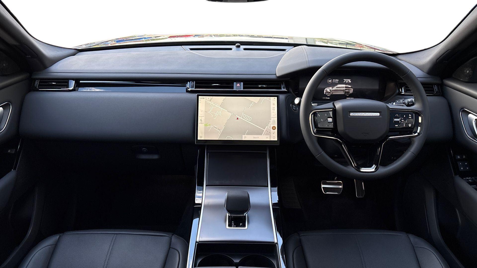 Land Rover Range Rover Velar view 9