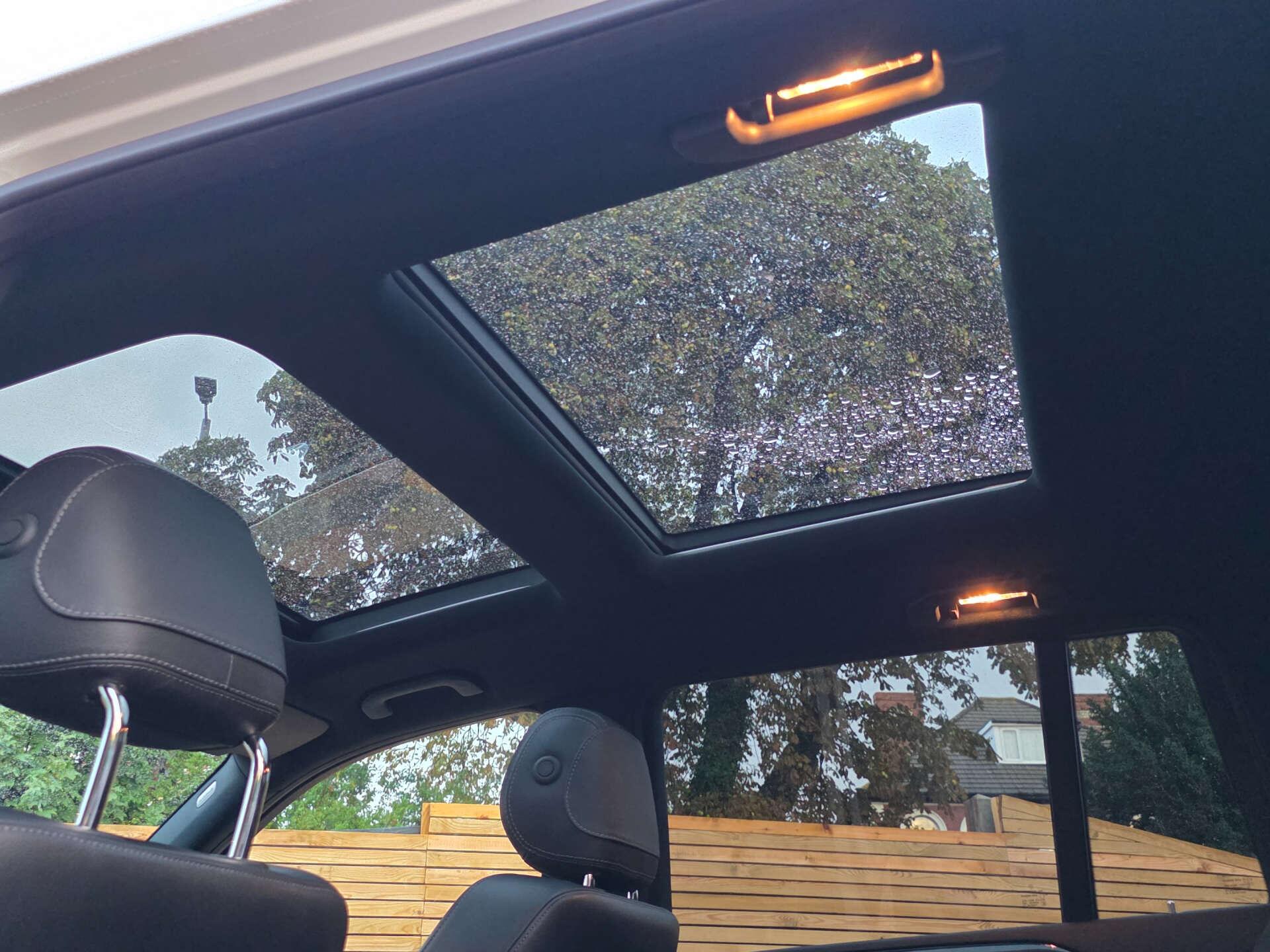 Mercedes-Benz GLS view 27