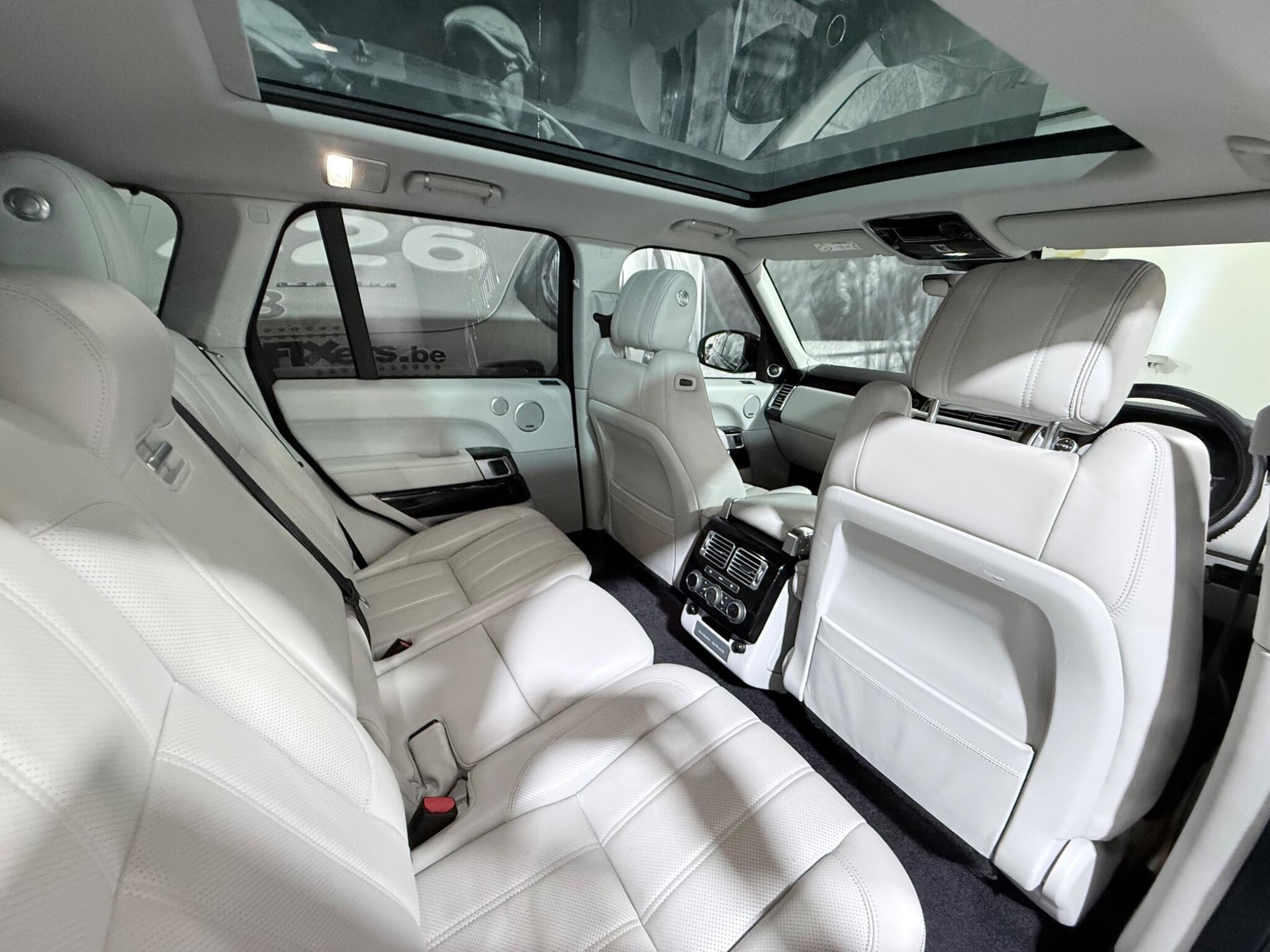 Land Rover Range Rover view 16