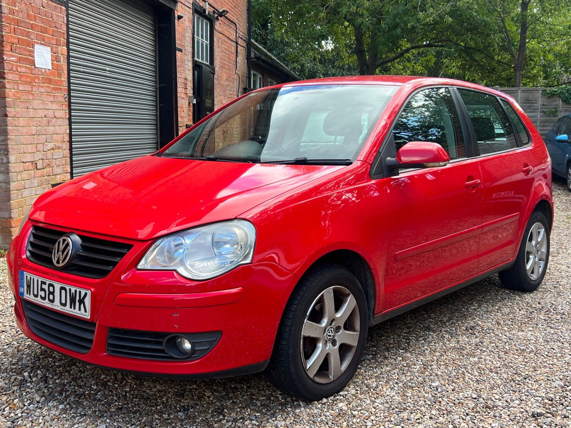 Volkswagen Polo view 8