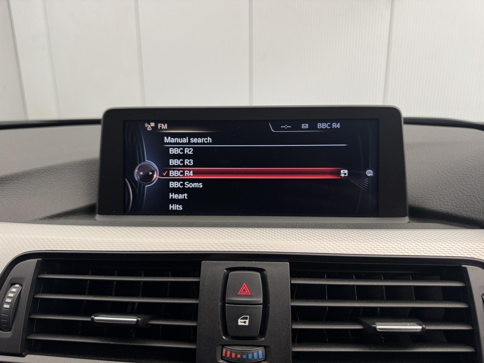BMW 3 Series view 58