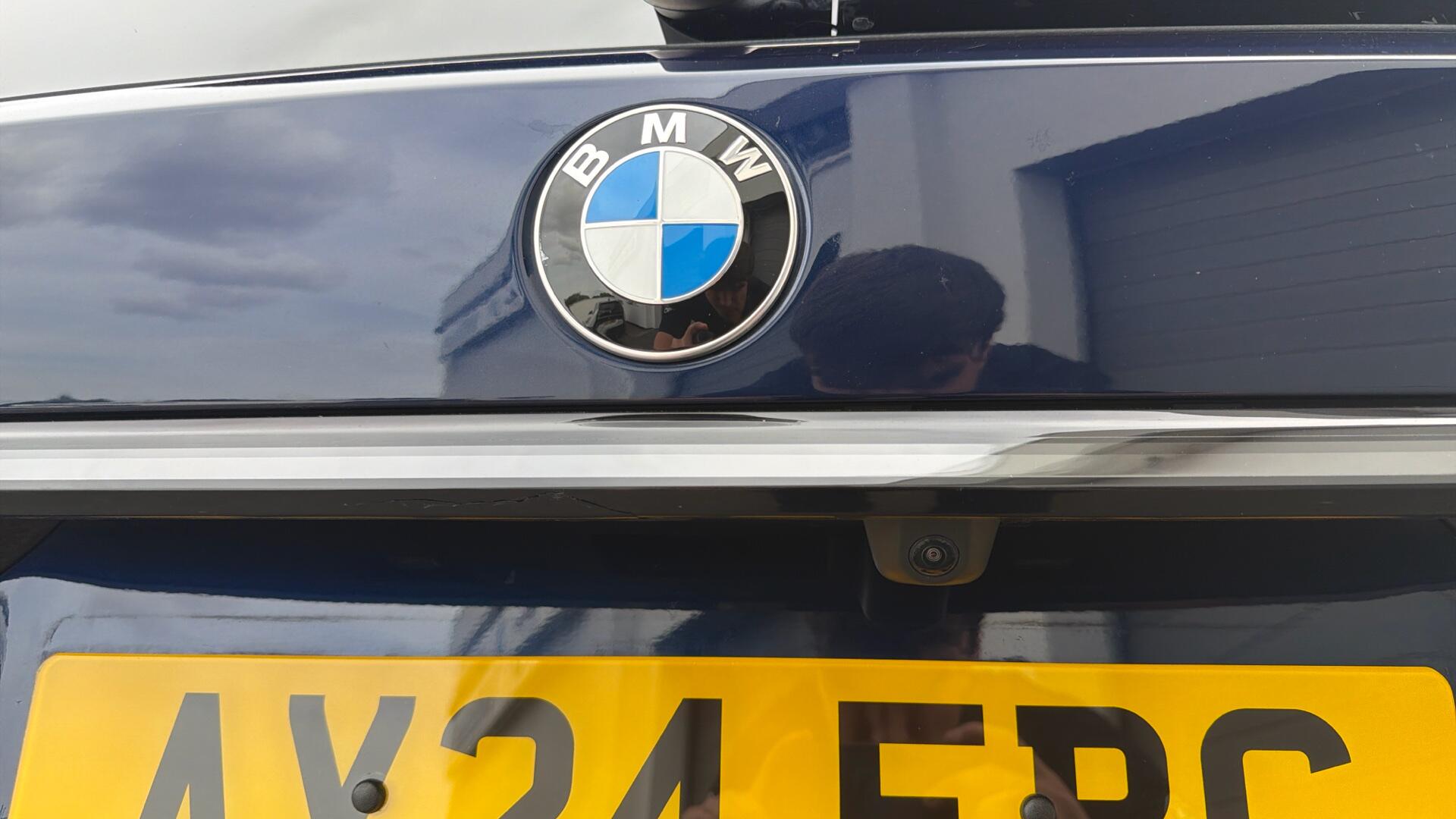 BMW X7 view 38