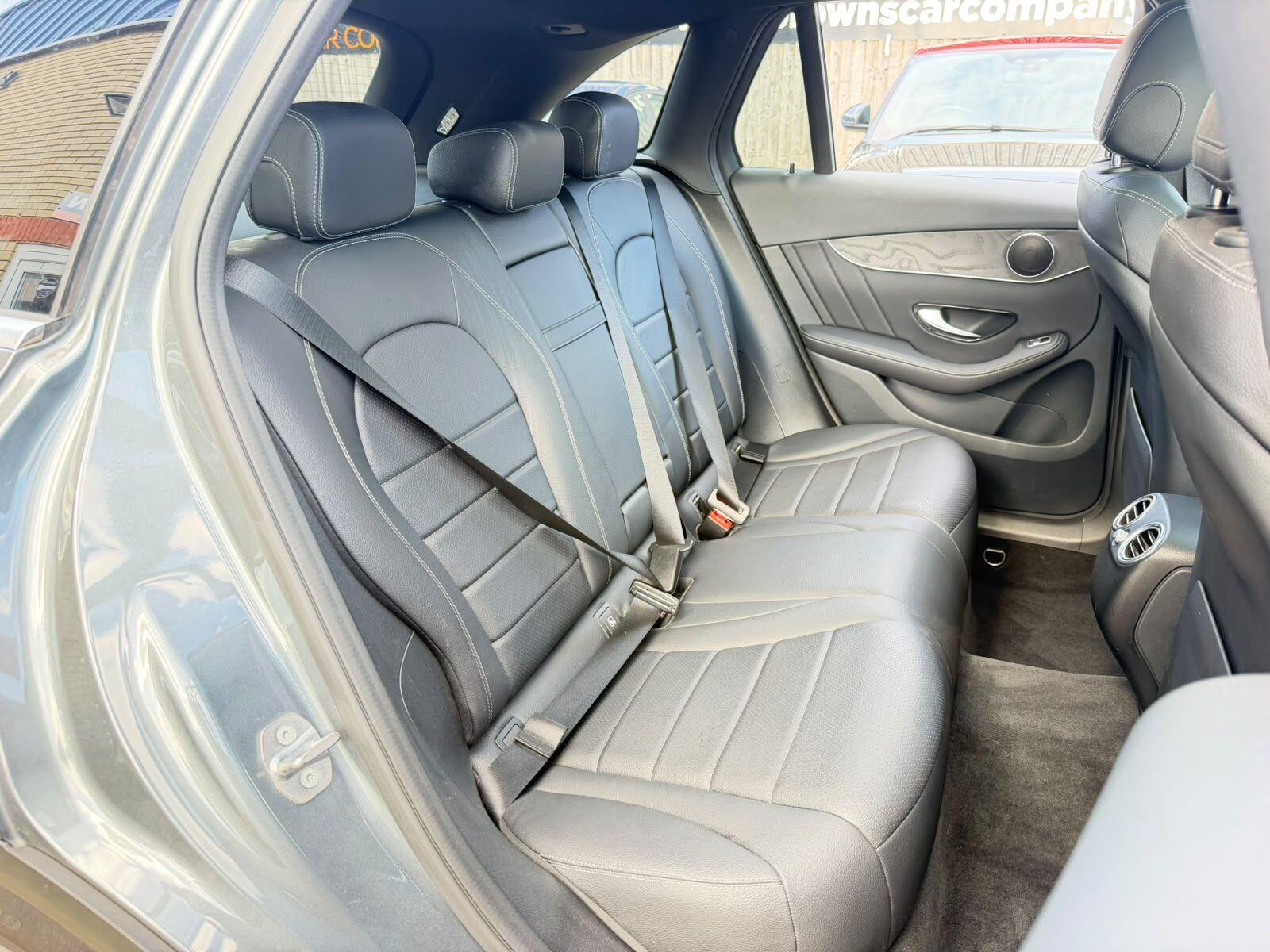 Mercedes-Benz GLC view 16