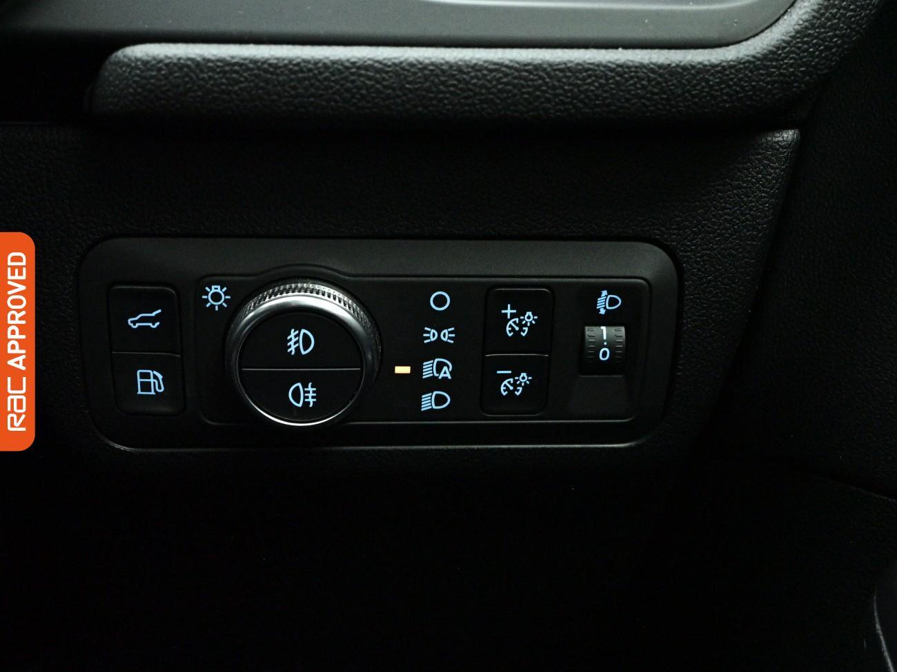 Ford Kuga view 22