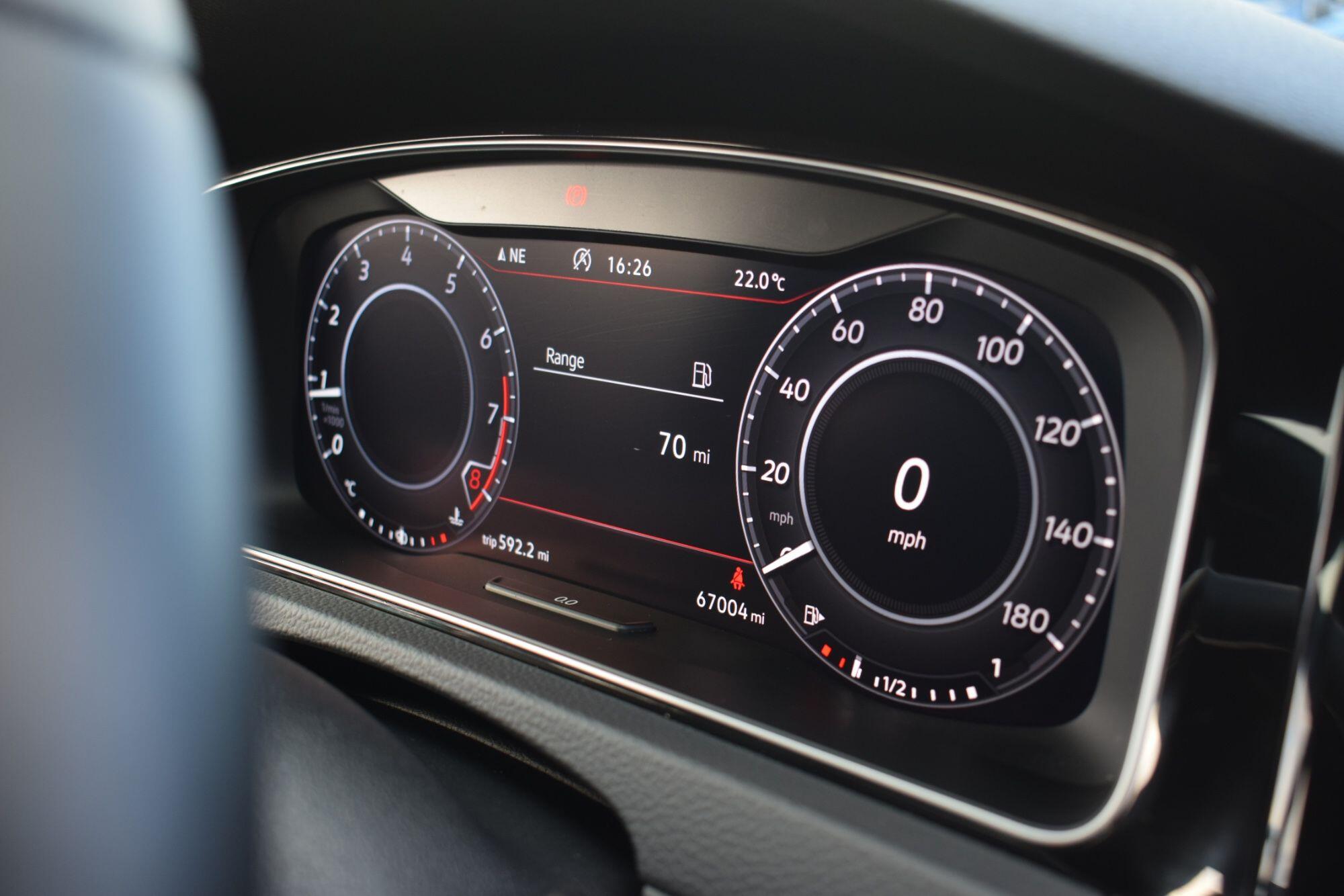 Volkswagen Golf view 12