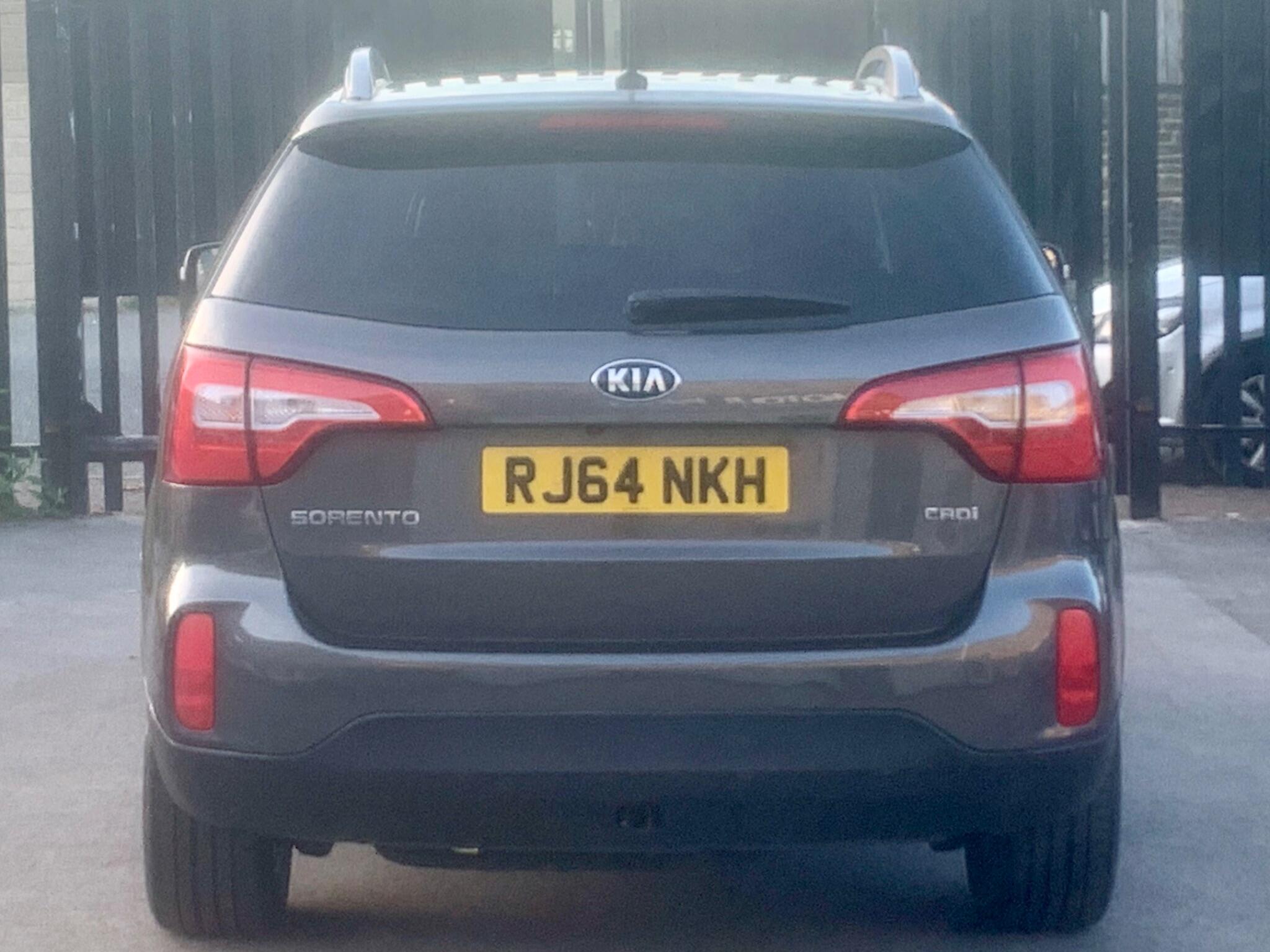 Kia Sorento view 7