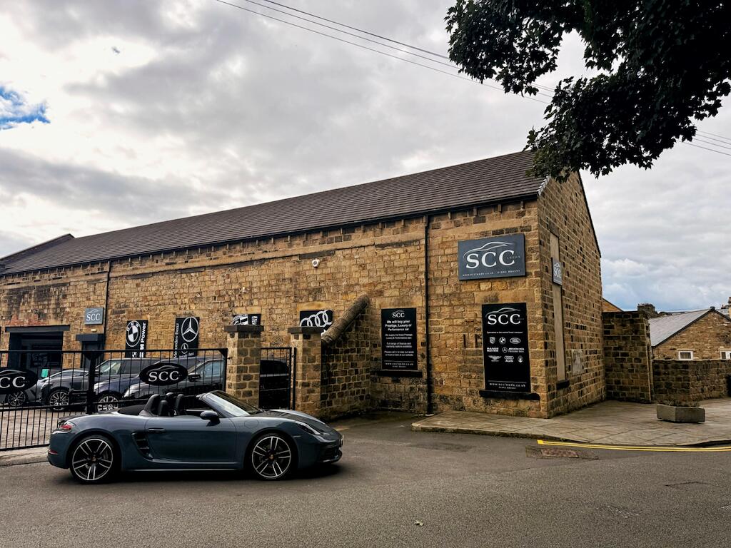 Porsche Boxster view 13