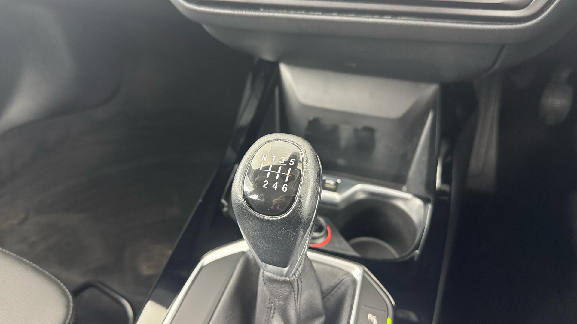BMW 1 Series view 37