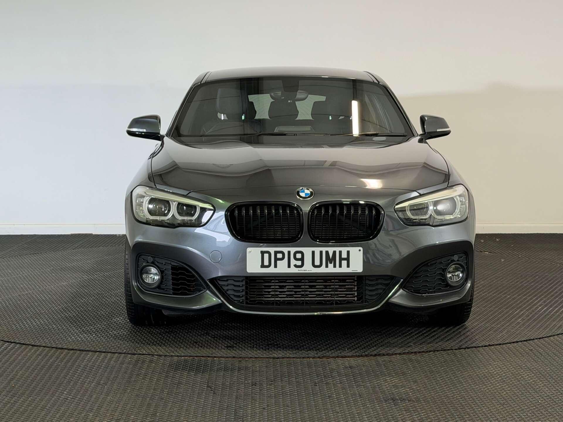 BMW 1 Series view 2