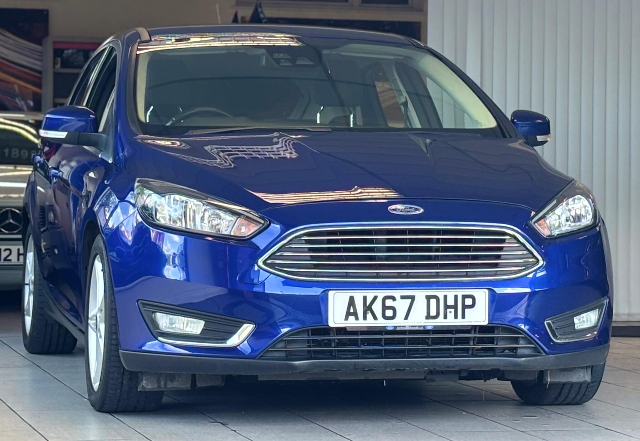Ford Focus view 5