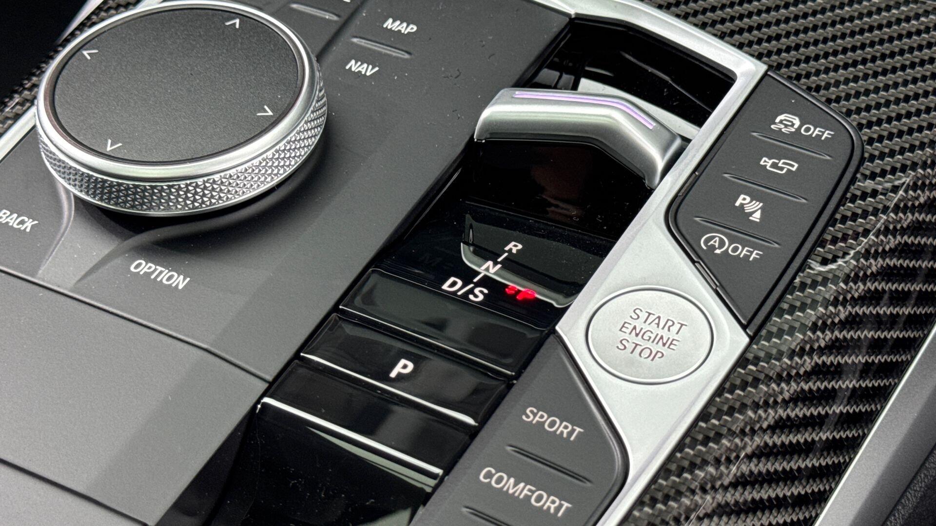 BMW 3 Series view 10