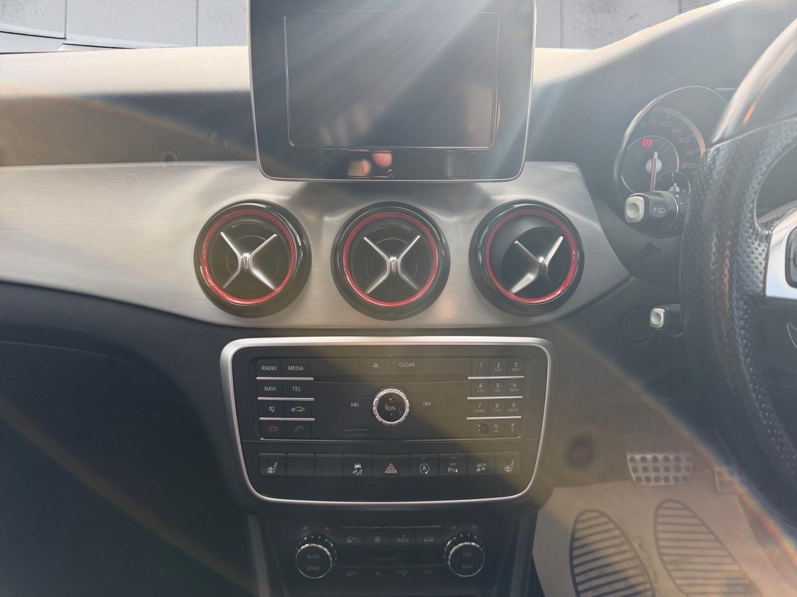 Mercedes-Benz CLA view 12