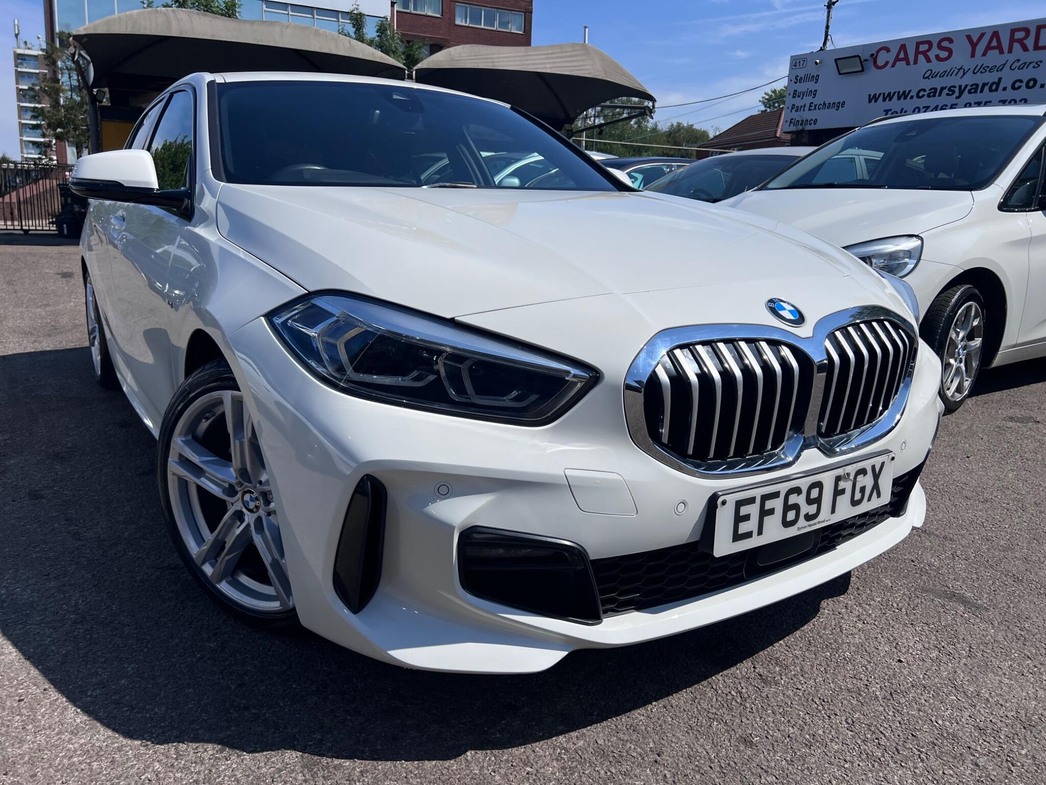BMW 1 Series view 4