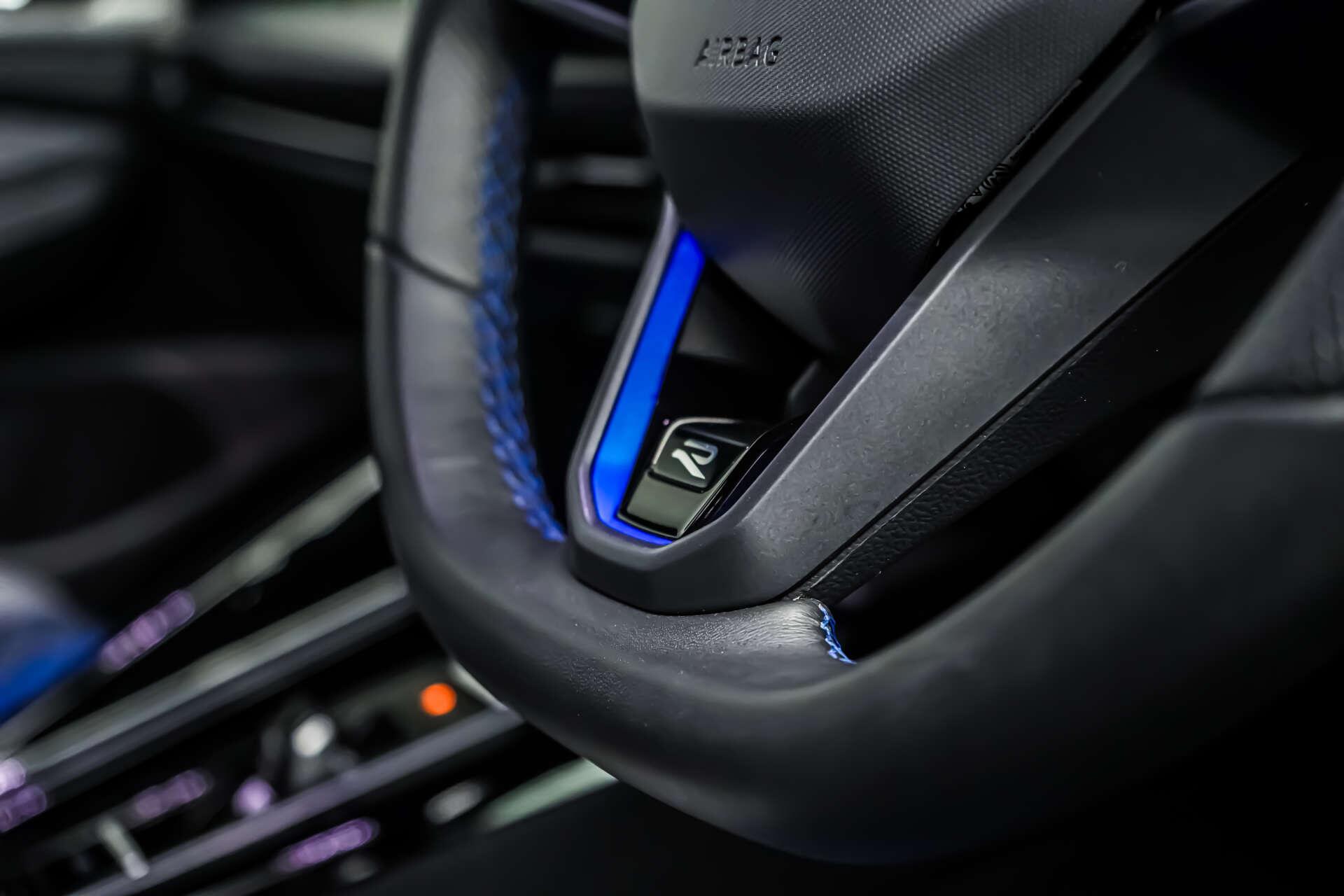 Volkswagen Golf view 22
